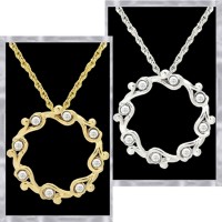 N826 Forever Gold 22mm Scrolling Circle Necklace102926-Gold